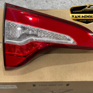 ĐÈN HẬU TRONG TRÁI - KIA SORENTO 2015-2016 (LH)